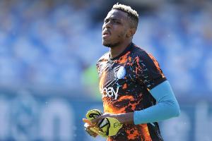 华体会真人-记者：加拉塔萨雷正等银行批准以签下奥斯梅恩，转会费分3期支付