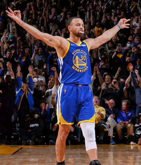 NBA球衣销量公布！库里断崖第一，黑马第三，詹姆斯大幅下滑|斯蒂芬·库里|杰伦·布伦森|文班亚马|卢卡-东契奇|达拉斯独行侠队_新浪体育_新浪新闻